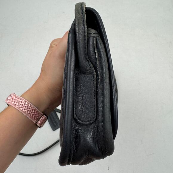 VTG Coach 9375 Dinky Crossbody Bag Black Leather USA Made - Picture 5 of 9